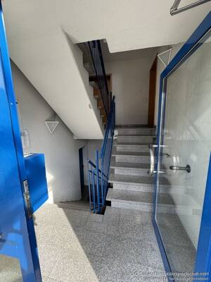 Perfekt für Eigennutzer oder als attraktive Kapitalanlage attraktive 3-Zimmer-Dachgeschosswohnung. – 75015 Bretten – Vorschaubild 2