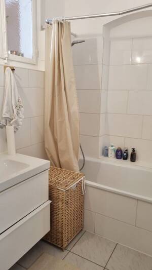 Gepflegte 3-Zimmer-Wohnung mit Balkon in Bestlage München-Maxvorstadt – 80799 München – Vorschaubild 9