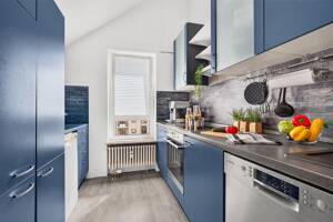 HOCHGEFÜHL - 3,5-Zi.-Dachgeschosswohnung mit großer Loggia, Ausblick und Stellplatz in Holzgerlingen – 71088 Holzgerlingen – Vorschaubild 6