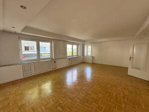 4-Zimmer-Wohnung im 1. OG mit Balkon - Mitten in Rüttenscheid – 45130 Essen – Vorschaubild 3