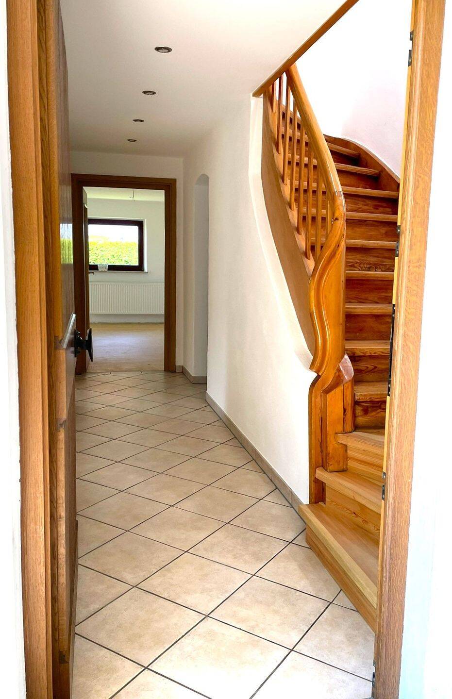 Attraktives Einfamilienhaus mit großem Garten in TOP Lage! – Rosenheim – Vorschaubild 3