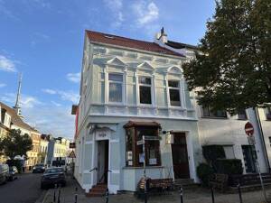EINS DER SCHÖNSTEN! Altbremer-Wohn-/Geschäftshaus mit Stuckfassade in ruh. Wohnstrasse in Alt-Walle – 28217 Bremen – Vorschaubild 2