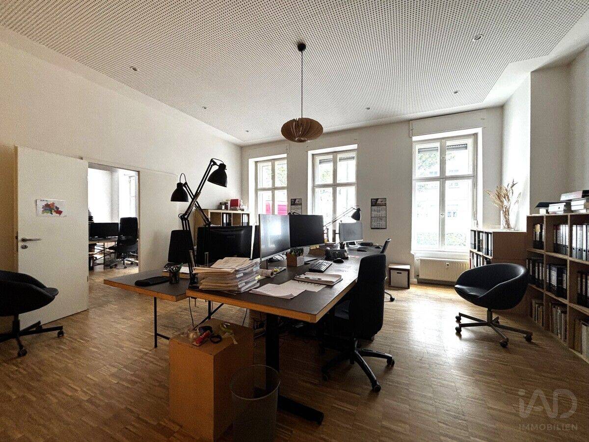 Arbeiten und Wohnen: 164 m² repräsentativer Altbau mit genehmigter Gewerbenutzung im Prenzlauer Berg – Berlin – Vorschaubild 3
