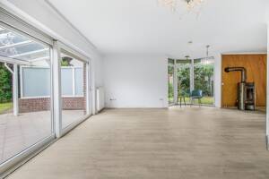 Einfamilienhaus in ruhiger und idyllischer Lage von Bremen-Seehausen mit tollem Garten – 28197 Bremen – Vorschaubild 9