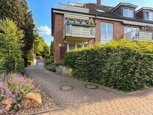 Attraktive 4-Raum-Wohnung auf zwei Wohnebenen mit Terrasse und Tiefgarage in Billstedt - Wentzel Dr. – 22117 Hamburg – Vorschaubild 4