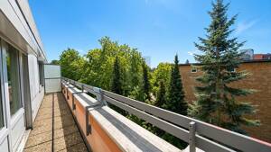WOHLFÜHLEN MIT BALKON & TIEFGARAGE – 22089 Hamburg – Vorschaubild 4