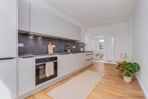 Kernsanierter 2-Zimmer-Altbau in Berlin-Köpenick: Erstbezug mit Wohnküche, Tageslichtbad und Balkon – 12555 Berlin – Vorschaubild 7