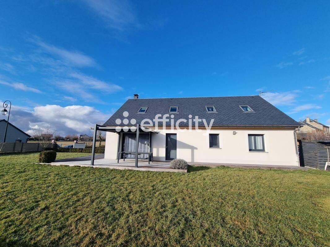 Maison 6 pièces 138 m² · à Albaret-Sainte-Marie · 138 m² · 275 000 €