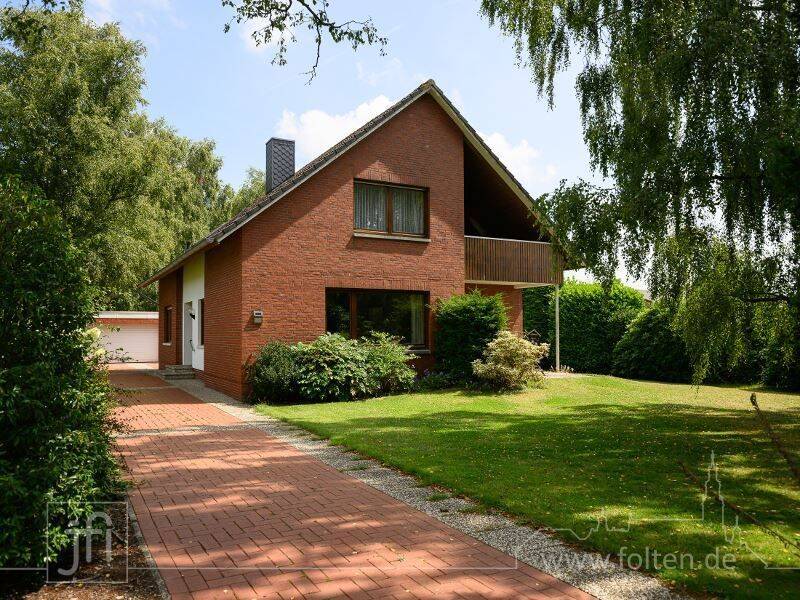 Bezugsfreies, großzügiges Einfamilienhaus mit Doppelgarage und tollem Grundstück – Moormerland – Bild 1 von 9