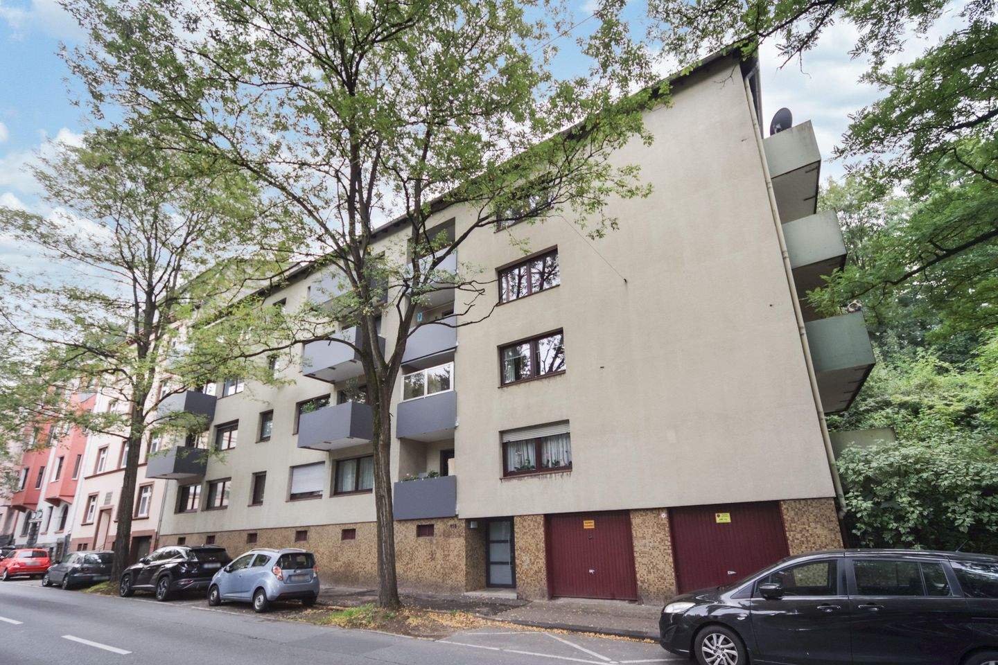 Familienfreundliche 3,5-Zimmer-Wohnung mit Balkon & Garage in grüner Lage