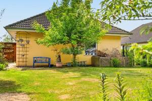 Begehrt, grün & voller Chancen: Ihr Familienbungalow zum freien Gestalten – 18055 Rostock – Vorschaubild 2