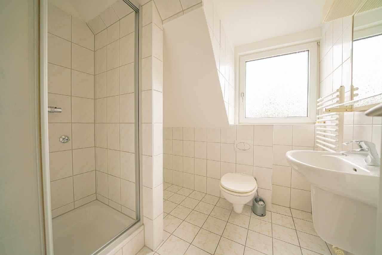 Gemütliche 3-Zimmer-Wohnung in grüner Lage von Rath – Düsseldorf – Vorschaubild 7