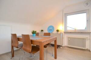 Moderne, möblierte 3 Zimmerwohnung in Neu-Ulm mit Münsterblick