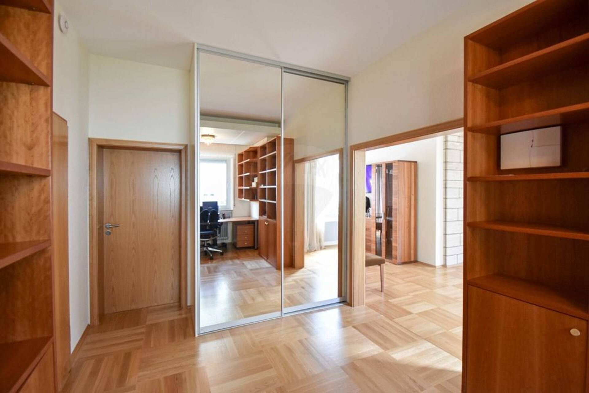 Einfamilienhaus in 61352 Bad Homburg vor der Höhe mit 370 m² kaufen