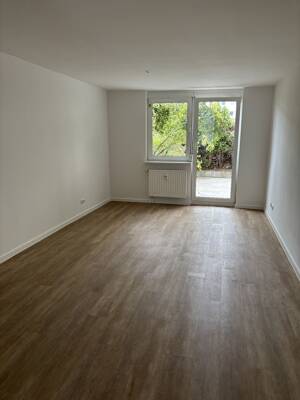 3-Zimmerwohnung mit Terrasse und Wannenbad – 4158 Leipzig – Vorschaubild 3