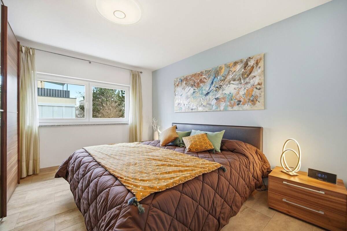 Viel Platz für die Familie - 5-Zimmer-Wohnung in Aubing – 81245 München – Bild 1 von 9