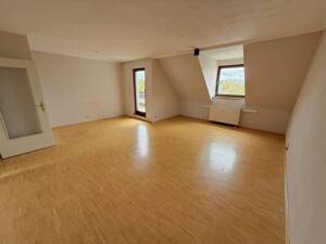 ER-ZENTRUM (OST) - Sonnige 3-Zimmer-ETW mit West-Loggia & unverbaubarem Ausblick – 91052 Erlangen – Vorschaubild 8