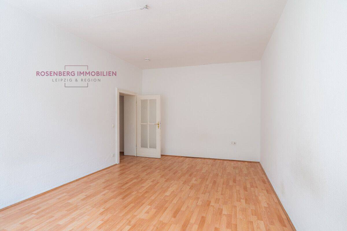 Bezugsfreie 2-Raum-Wohnung: Berliner Altbauflair mit Aufzug in Friedrichshain – Berlin – Vorschaubild 5