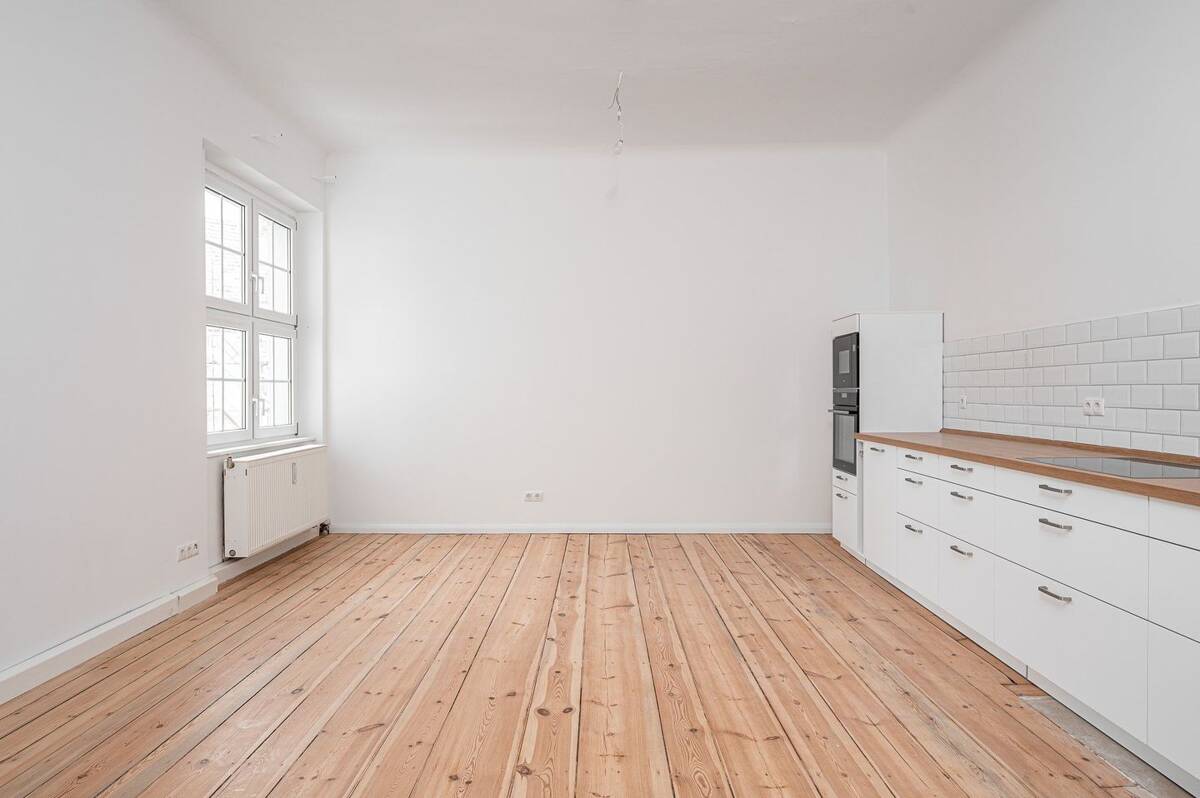 Geschichtsträchtiges Weißensee neu gedacht: 3-Zimmer-Altbau-Traum mit 138 m² und zwei Bädern – 13088 Berlin – Bild 1 von 9