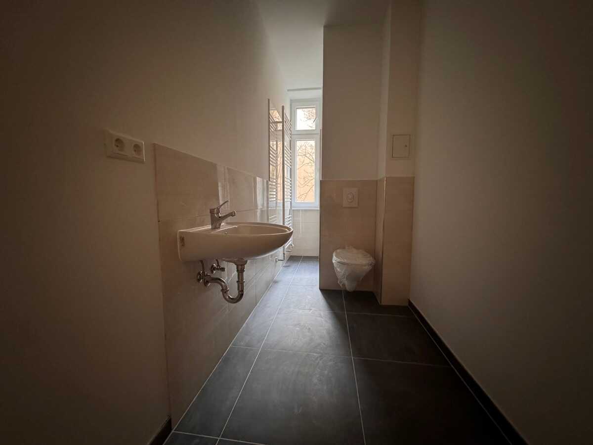 Moabit: Kaiserin-Augusta-Alle: ERSTBEZUG: 2-Zi-AB-Whg, HH 2. OG, ca 53 m² per SOFORT zu VERKAUFEN – Berlin – Vorschaubild 5