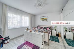 IMMOBERLIN.DE - Südgrundstück mit Bungalowarchitektur und Sonnenterrasse in rückwärtiger Lage – 12524 Berlin – Vorschaubild 5