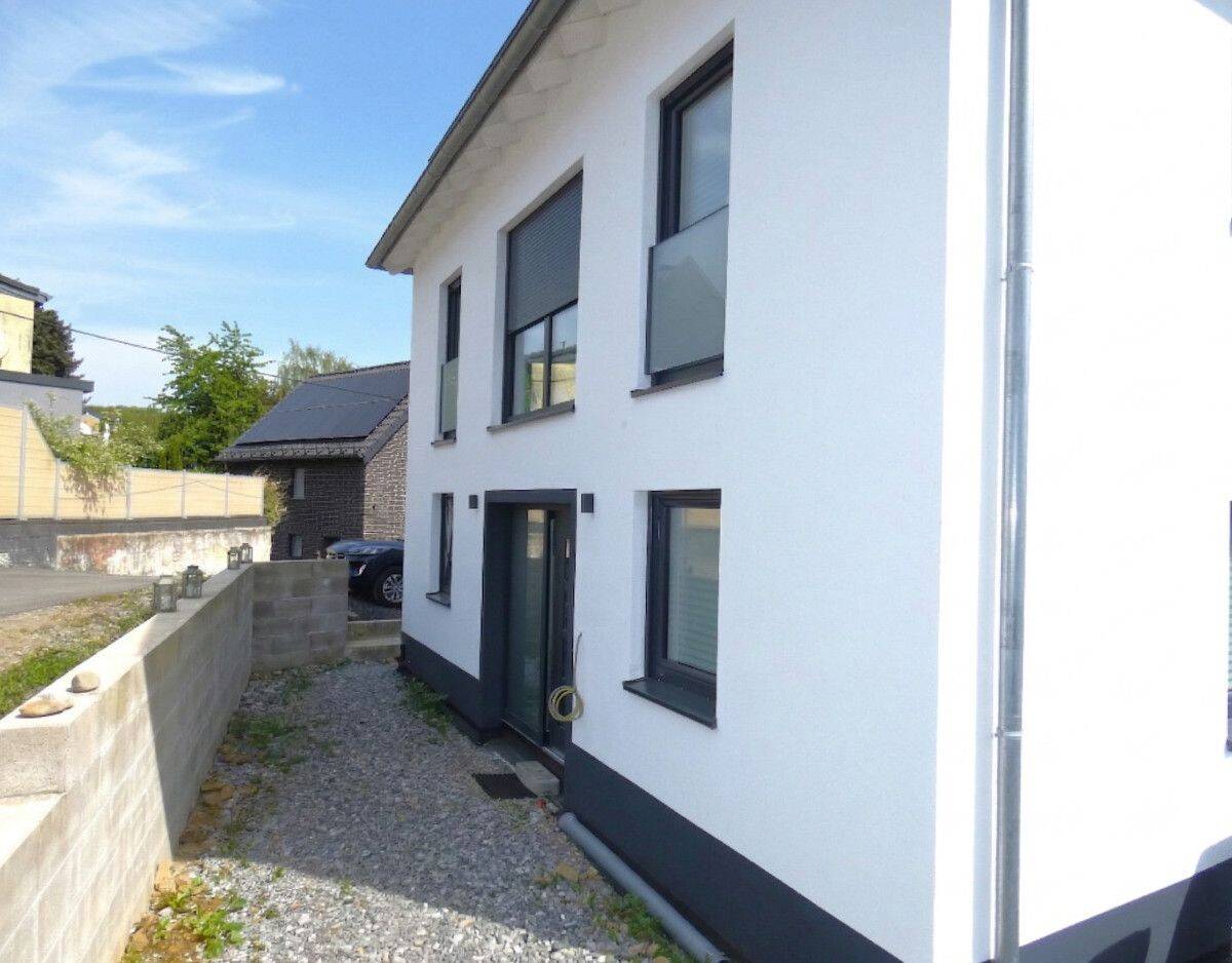 SG-Gräfrath: Modernes Einfamilienhaus von 2023 – Solingen – Vorschaubild 5