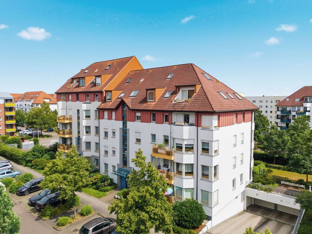 Maisonette statt Standard - 3 Zimmer, Dachterrasse & Tiefgarage in Leipzig-Heiterblick – 4329 Leipzig – Bild 1 von 2