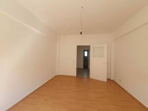 Modernisierte 3-Zimmer-Wohnung mit Wintergarten und Wannenbad in Köln-Mülheim – 51065 Köln – Vorschaubild 6