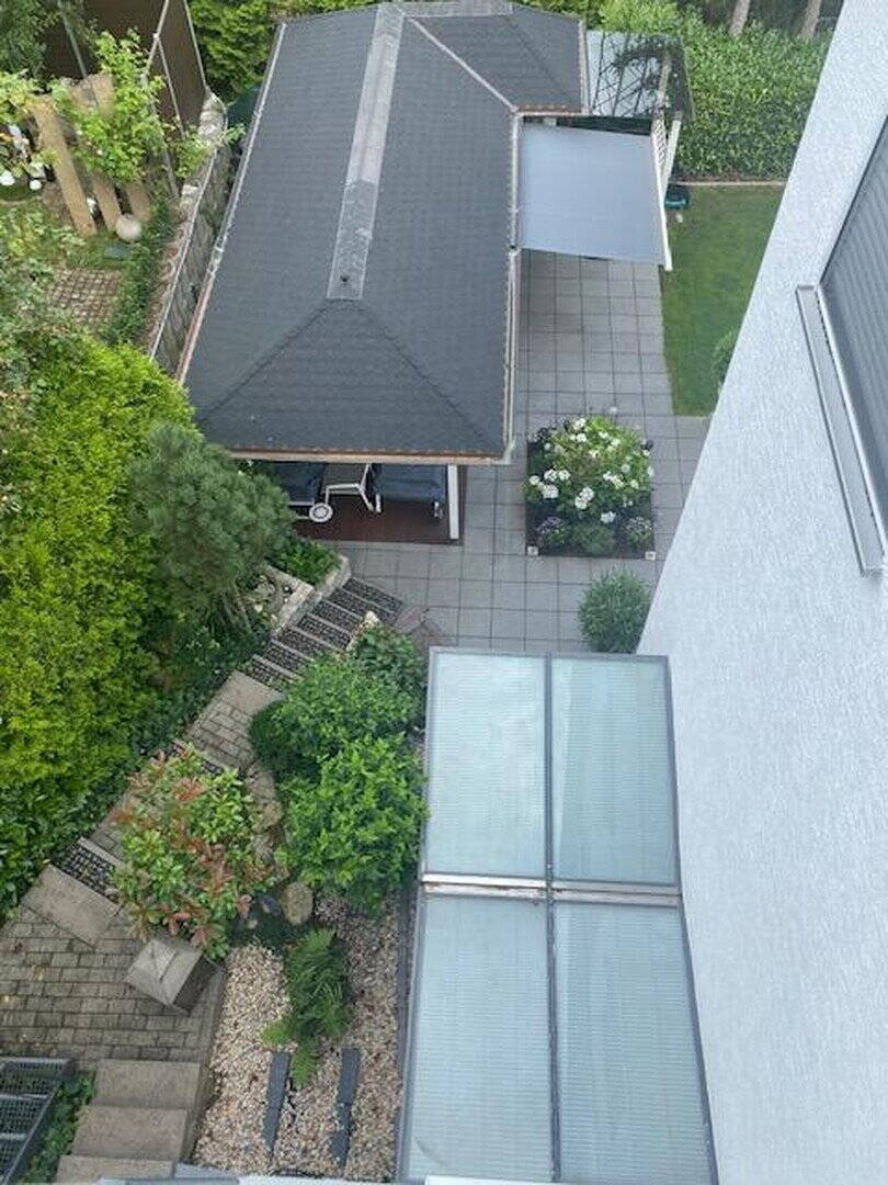 Saarbrücken! Luxuriöses Haus am Wald und doch in der Stadt- ruhige Toplage, vielseitig nutzbar – Saarbrücken – Vorschaubild 3
