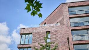 + Strahlende Lebensqualität - Lichtdurchflutete Wohnung im modernen Neubau + – 22767 Hamburg – Vorschaubild 1