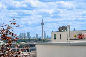 Ihr eigenes Mehrfamilienhaus? 3 Wohnungen Bestlage Frankfurt Riedberg - Quartier Schöne Aussicht – 60438 Frankfurt am Main – Vorschaubild 3