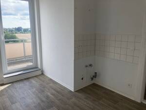 Helle 2-Zimmer-Wohnung mit Balkon sucht Sie! – 39116 Magdeburg – Vorschaubild 3