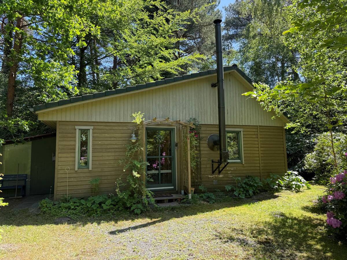 Idyllisches Wochenendhaus in Lehnstedt - Hagen im Bremischen – 27628 Hagen im Bremischen – Bild 1 von 9