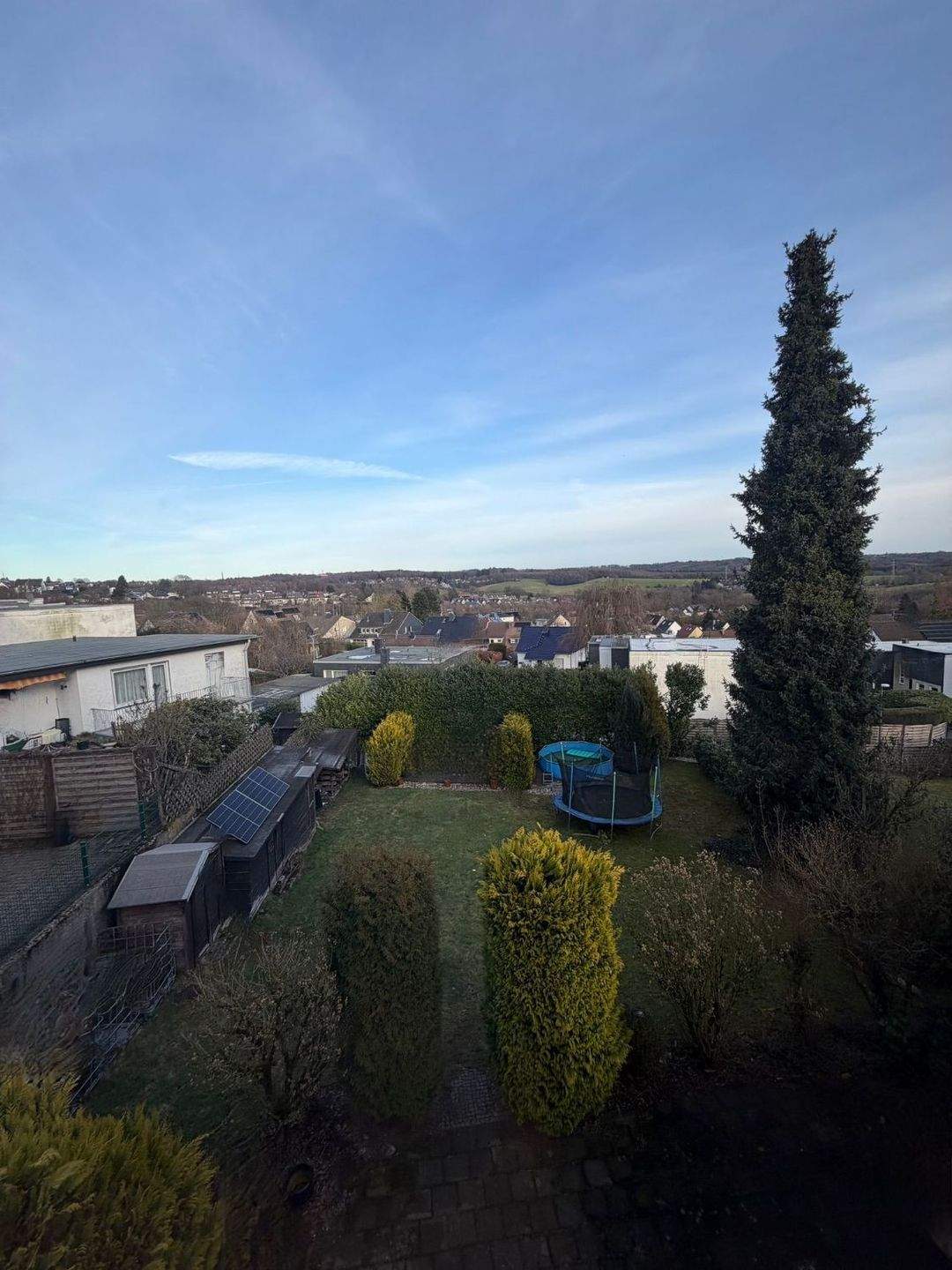 FREISTEHENDES EINFAMILIENHAUS MIT EINLIEGERWOHNUNG IN RS-SÜD UND BLICK IN DIE NATUR – Remscheid – Vorschaubild 4