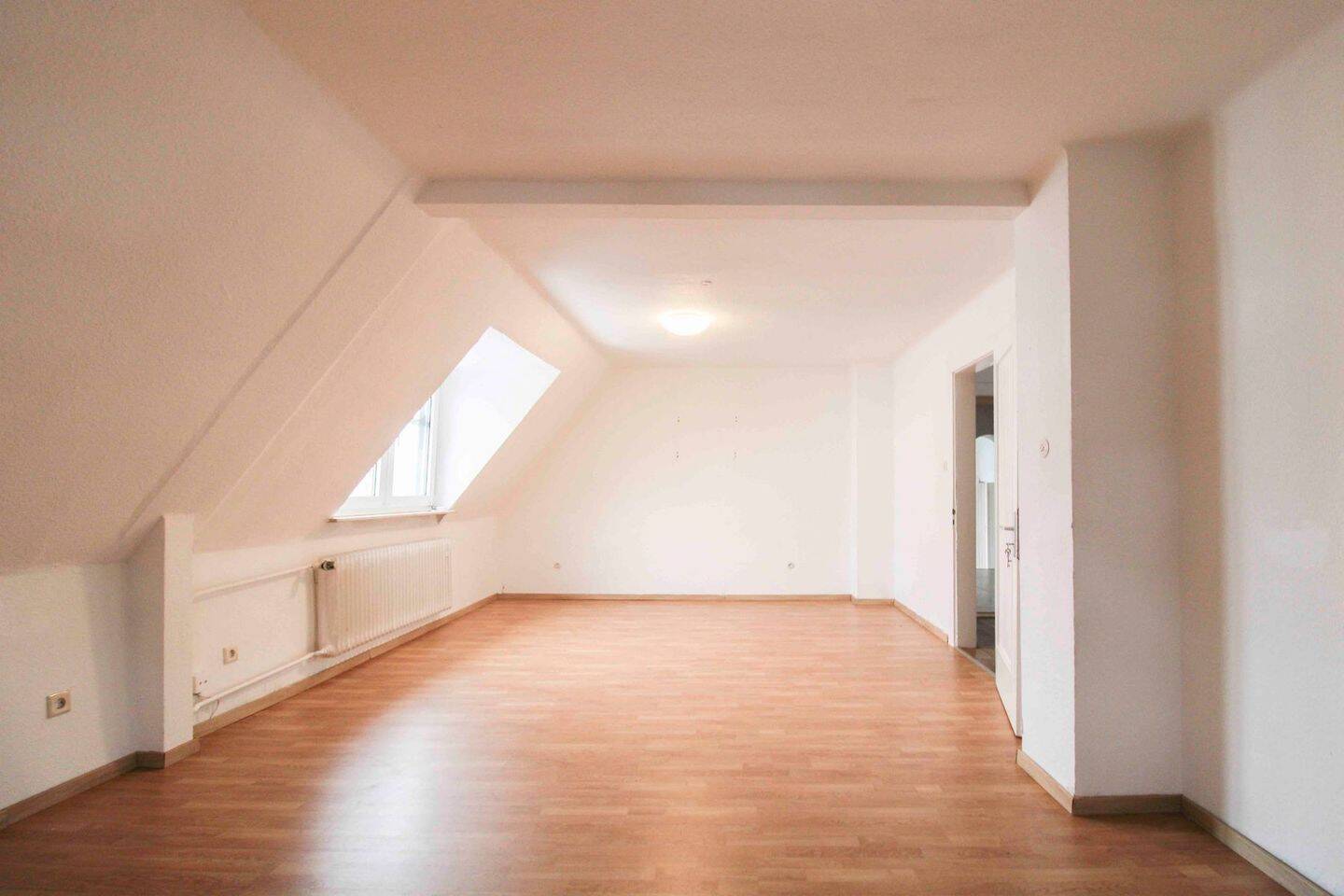 Wohnglück auf zwei Ebenen: Kaminfeuer, Gartenfreude und jede Menge Raum – Coesfeld – Vorschaubild 7