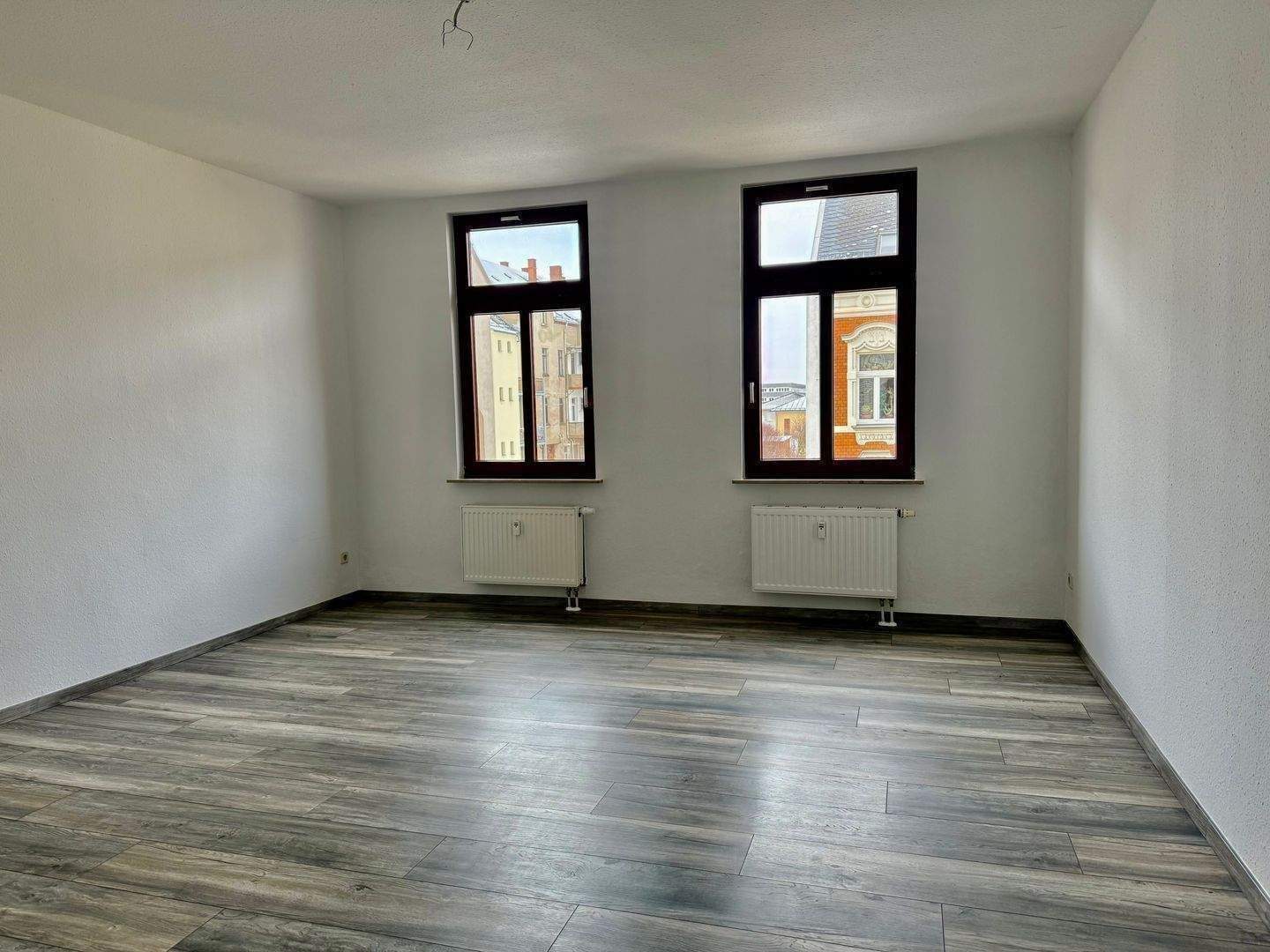 2-Raum-Wohnung mit EBK und Tageslichtbad in Gablenz – Chemnitz – Vorschaubild 4