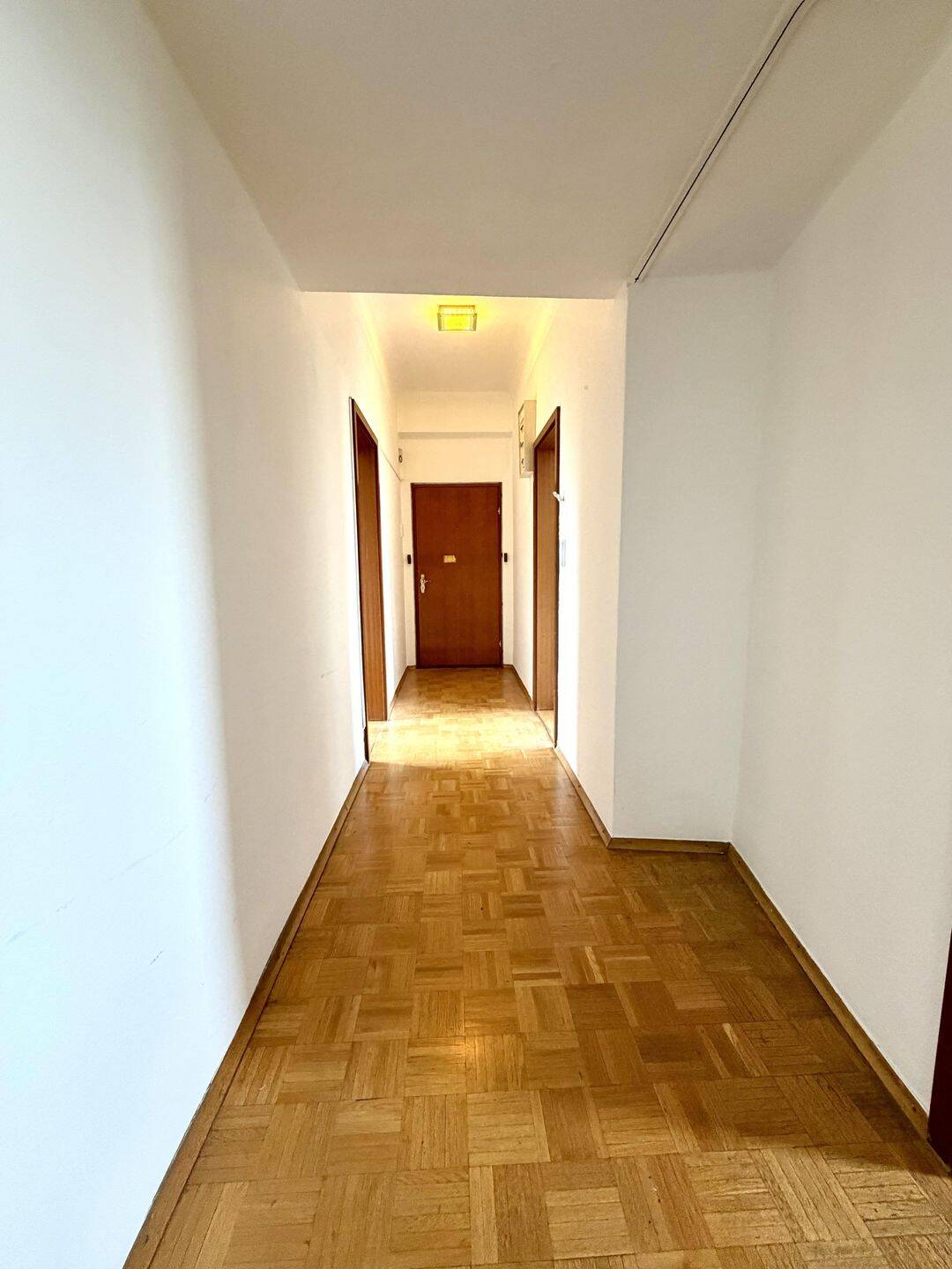 *** Großzügiger Altbau-Charme in S-Bad Cannstatt mit 4,5 Zimmern & Balkon *** – Stuttgart – Vorschaubild 6