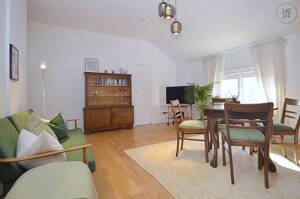 Stilvolle möblierte 2-Zimmer Wohnung mit Internet in Altbauvilla in Wiesbaden Nerotal – 65193 Wiesbaden – Vorschaubild 7