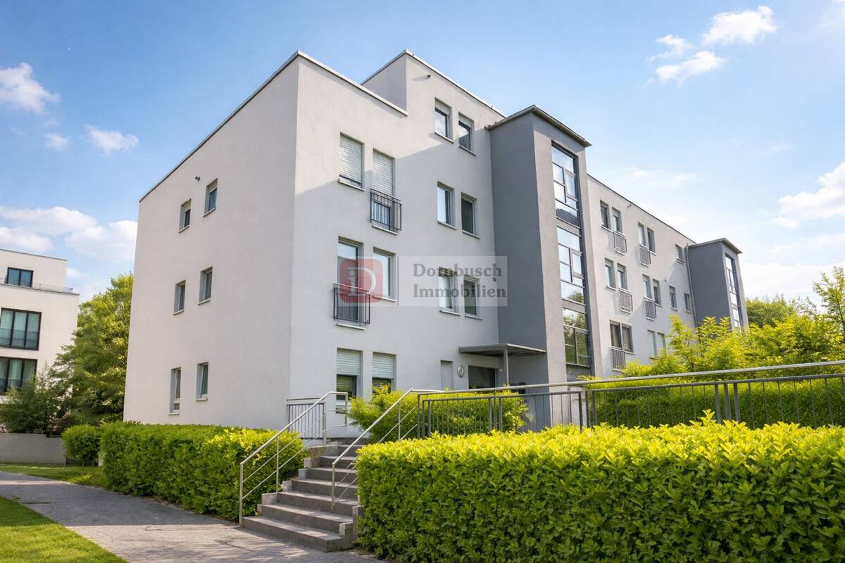 Top!! Provisionsfrei - renovierte Gartenwohnung mit Einbauküche – 60439 Frankfurt am Main – Bild 1 von 9
