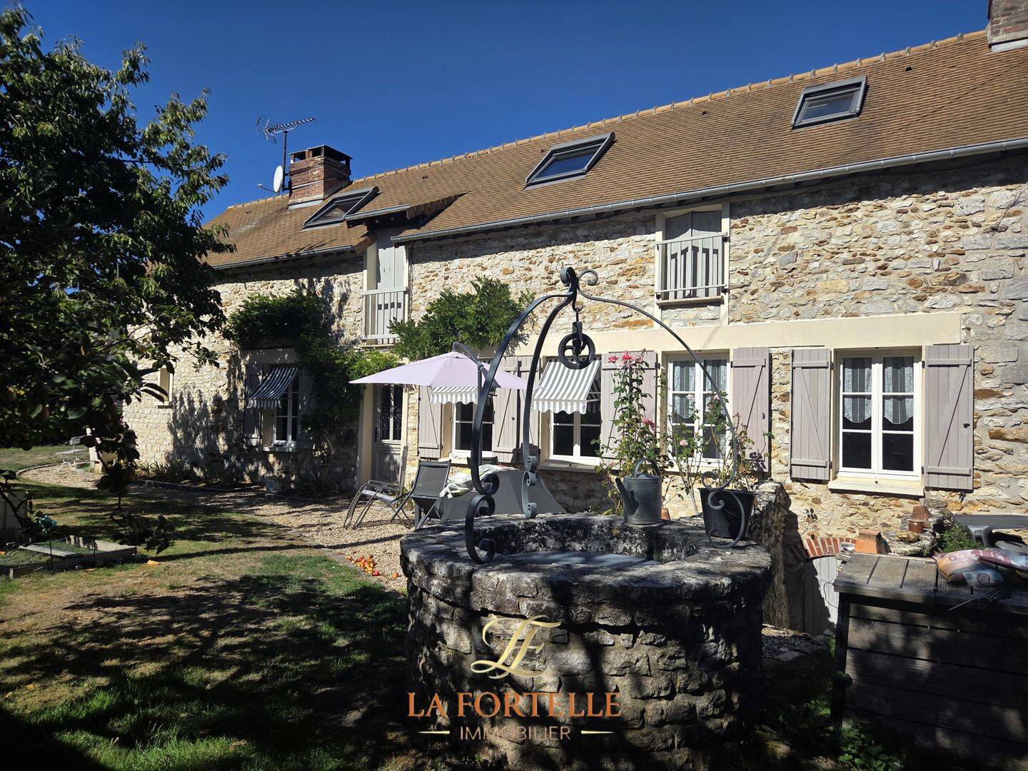 Maison 5 pièces 165 m² · à Bréval · 165 m² · 376 000 €