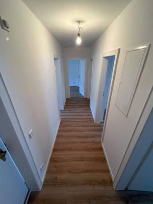 4 Raum Wohnung nähe Geschwister Scholl Park – 39106 Magdeburg – Vorschaubild 4