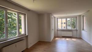 *helle und großzügige 2-Zimmer-Wohnung in ruhiger und grüner Lage* – 1187 Dresden – Vorschaubild 4