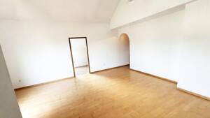 Helle 2-Zimmer-Dachgeschosswohung mit großem Balkon & schöner Ausicht – 72760 Reutlingen – Vorschaubild 3