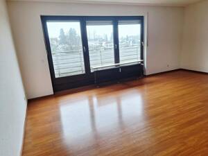 Provisionfrei. Direkt vom Eigentümer, St. Georgen-Freiburg: Hochwertige, 3-Zimmer Penthouse Wohnung – 79111 Freiburg im Breisgau – Vorschaubild 8
