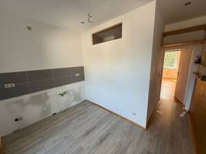 Idyllisches Wohnen am Wasser! 3 ZKB, Balkon & optionale Einbauküche – 34123 Kassel – Vorschaubild 7