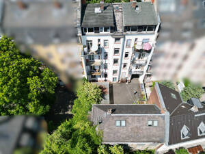 Attraktives Ensemble im Frankfurter Nordend- Denkmalgeschütztes Vorder- und Hinterhaus mit Potenzial – 60316 Frankfurt am Main – Vorschaubild 9