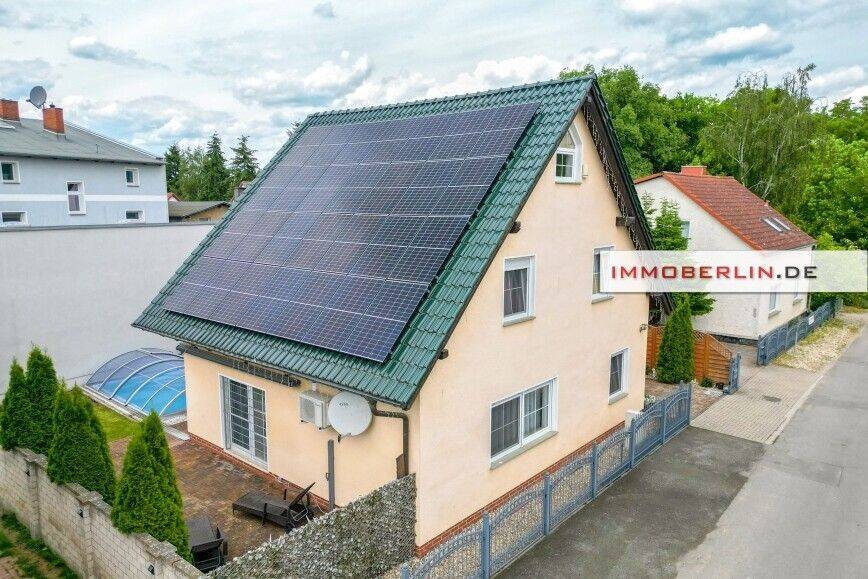 IMMOBERLIN.DE - Energieeffizientes Einfamilienhaus mit PV-Anlage, Wärmepumpe & Sonnenterrasse – Rehfelde – Vorschaubild 3