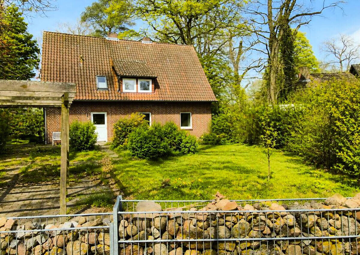 Ein Zuhause zum Ankommen - Haus mit Kamin & Garten im Raum Lüneburg – Altenmedingen – Vorschaubild 2