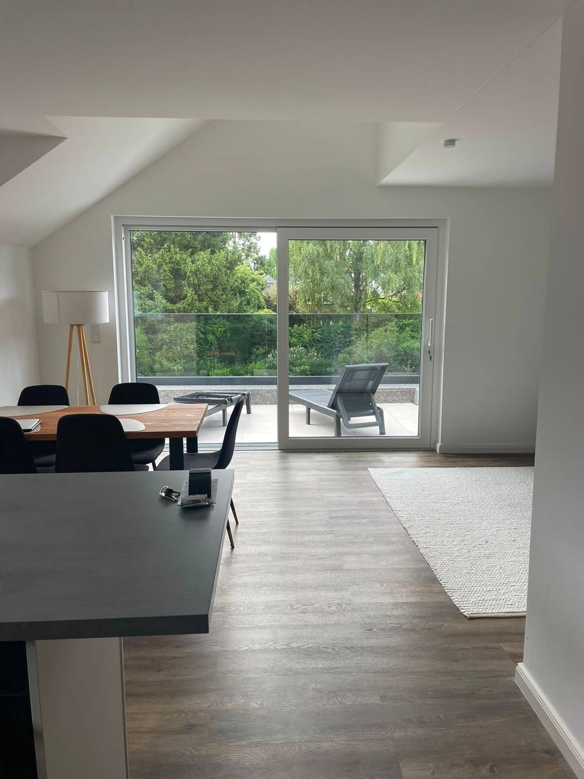 Helle 3-Zimmer-Neubauwohnung in Hamburg-Eidelstedt – ideal für Paare – 22523 Hamburg – Bild 1 von 9