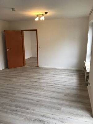 Vermietete 2-Zimmer-Wohnung mit Garten - solide Kapitalanlage mit Potenzial – 86159 Augsburg – Vorschaubild 3